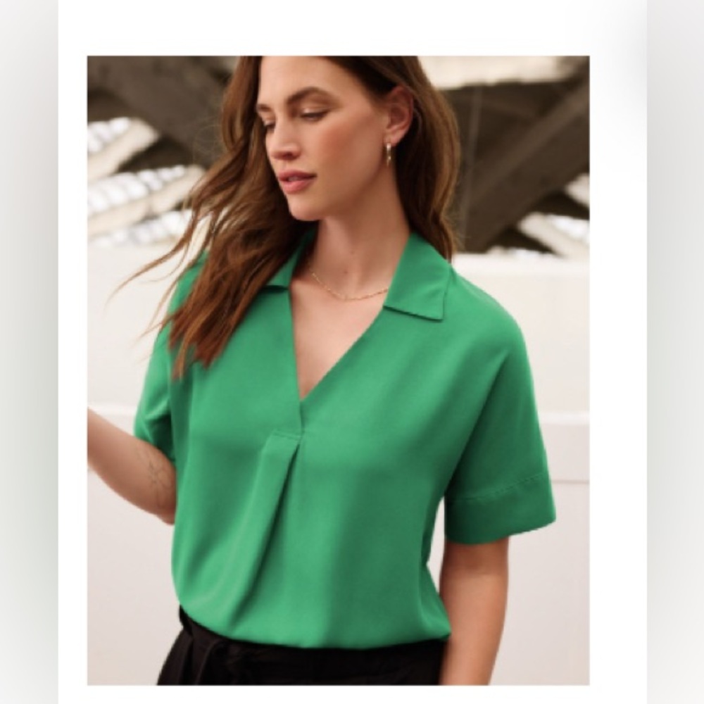 Elegant Green Women's Top
